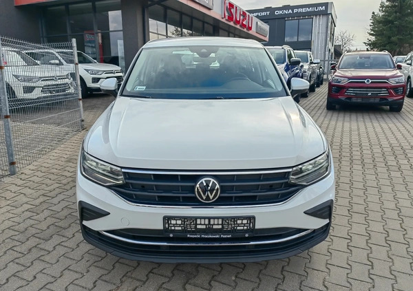 Volkswagen Tiguan cena 99990 przebieg: 48000, rok produkcji 2021 z Kobylin małe 352